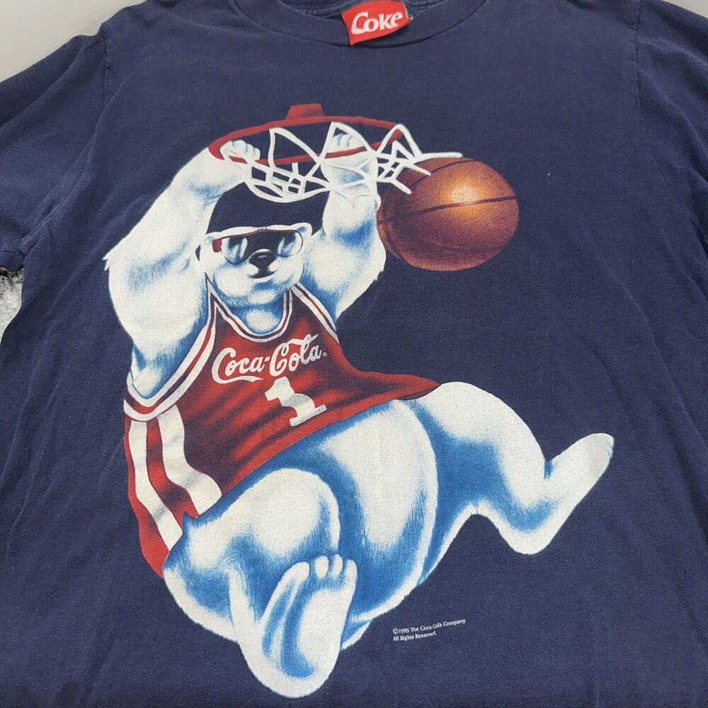 Vintage 1995 Coca-Cola Polar Bear T-Shirt Basketball Slam USA Made Size Large